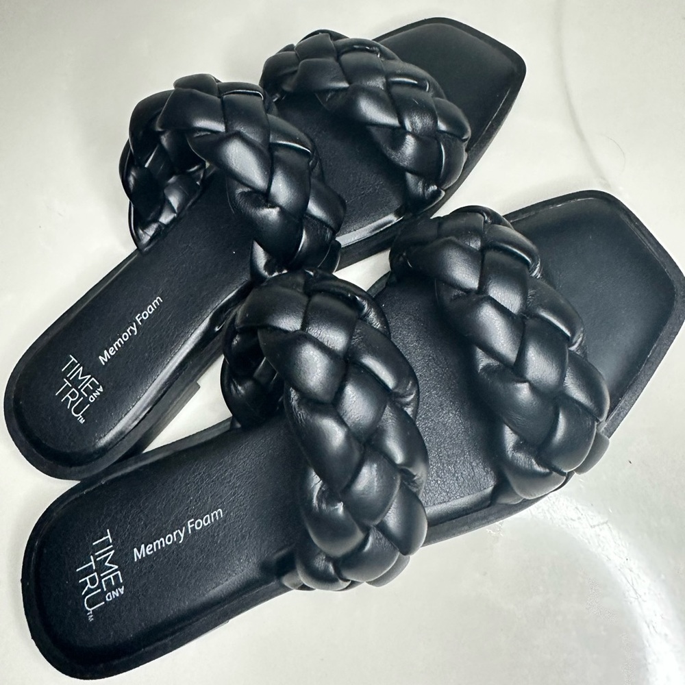 Size 6.5 Sandals Memory Foam